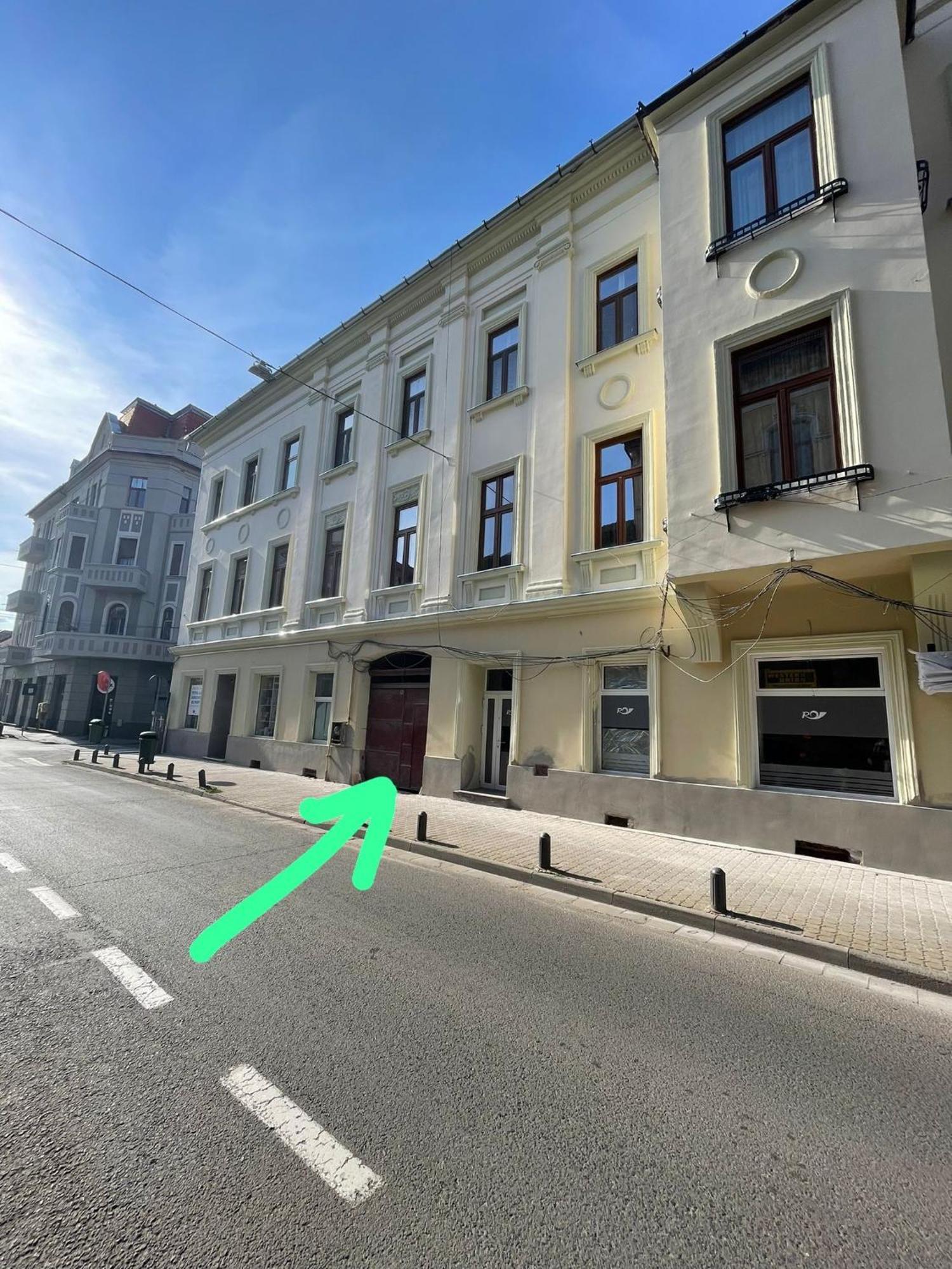 Poppys Apartment Арад Экстерьер фото